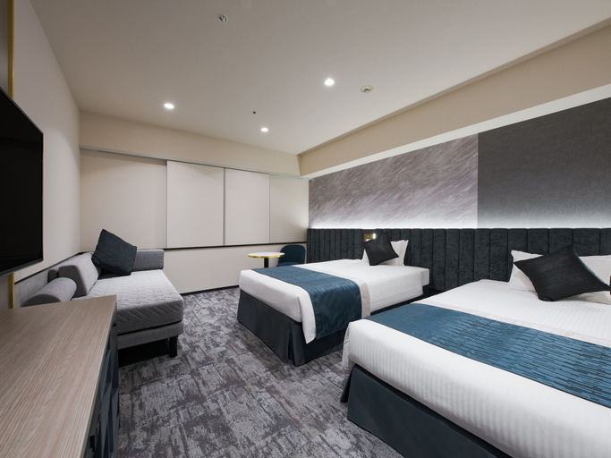 Bedroom 13