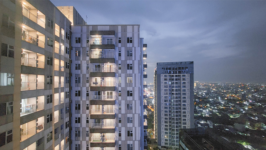 Others 4, Spacious and Homey 2BR at Podomoro City Deli Medan Apartment By Travelio, Medan