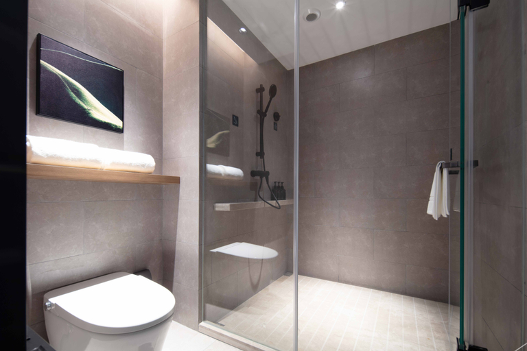 Bathroom 3, Atour Hotel Danyang Railway Station, Zhenjiang