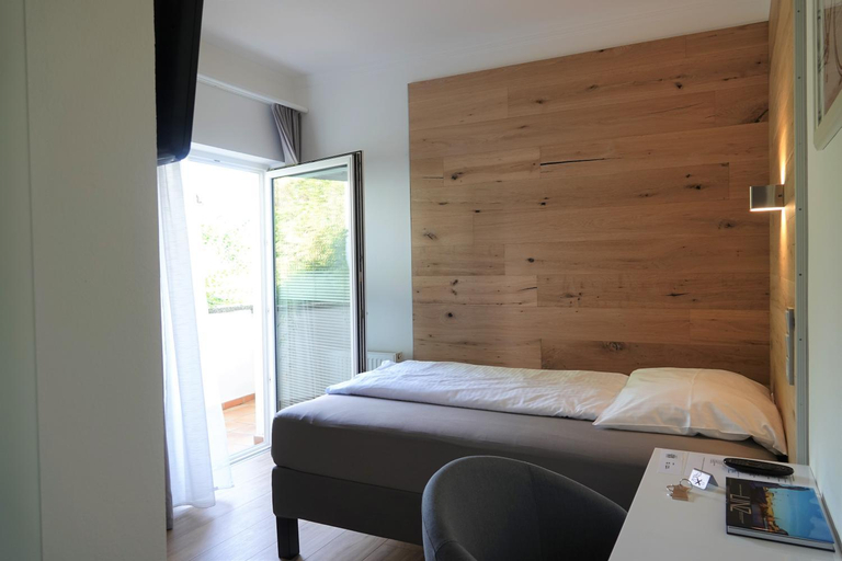Bedroom 8