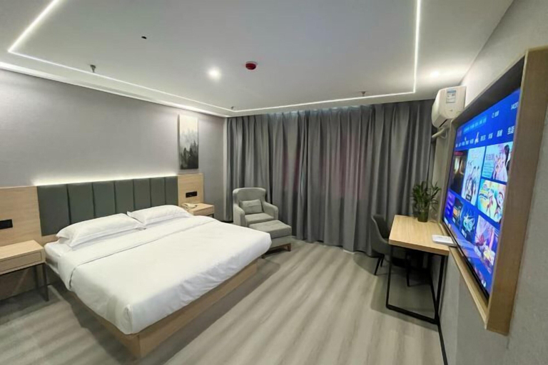 Bedroom 3, GreenTree Inn (Taizhou Yangzijiang Middle Road), Taizhou