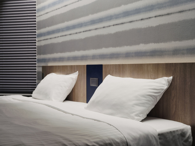 Bedroom 15