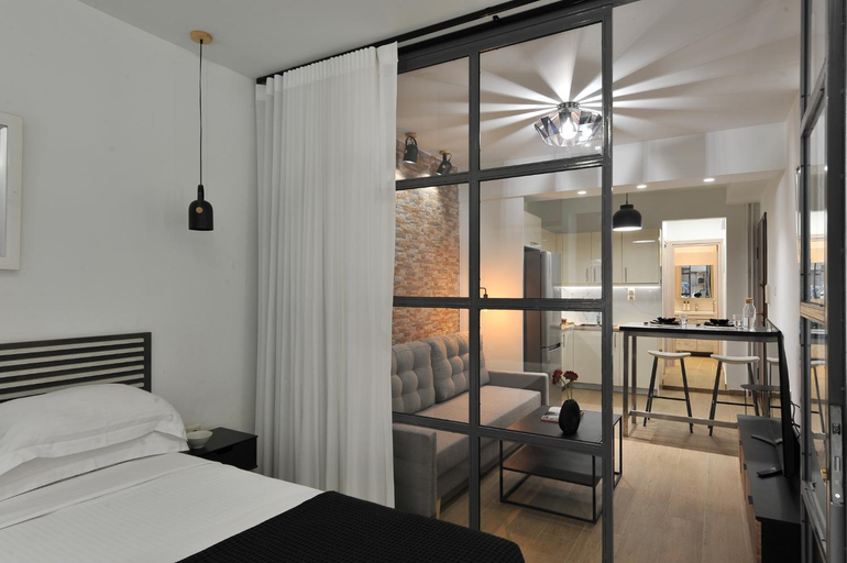 Facilities 2, Alter Ego Residence, Attica