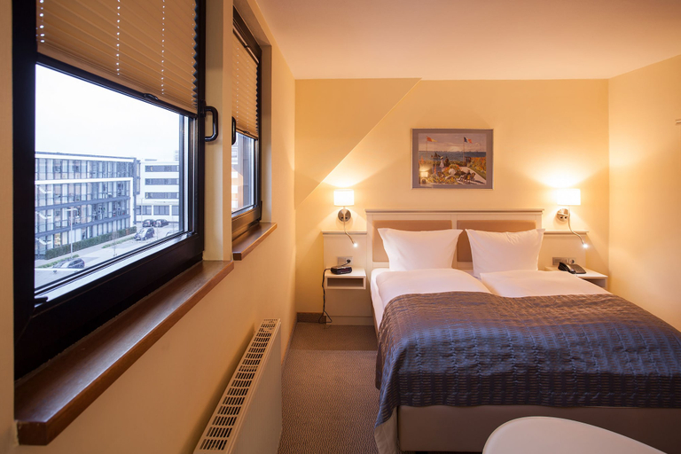 Bedroom 5, Centro Hotel Goya Wolfsburg, Trademark Collection by Wyndham, Wolfsburg