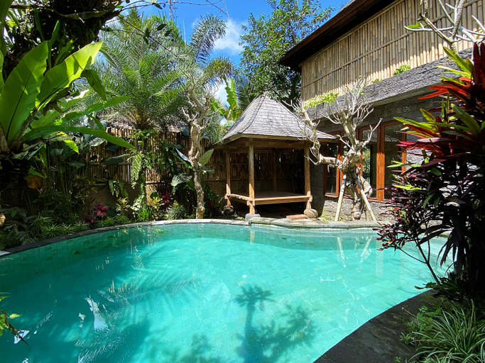 Swimming Pool 9
