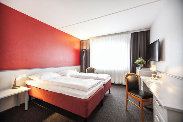 Bedroom 3, Good Morning + Bad Oldesloe, Stormarn
