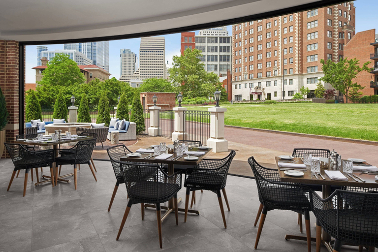 Food & Drinks 4, The Lytle Park Hotel, Autograph Collection, Hamilton