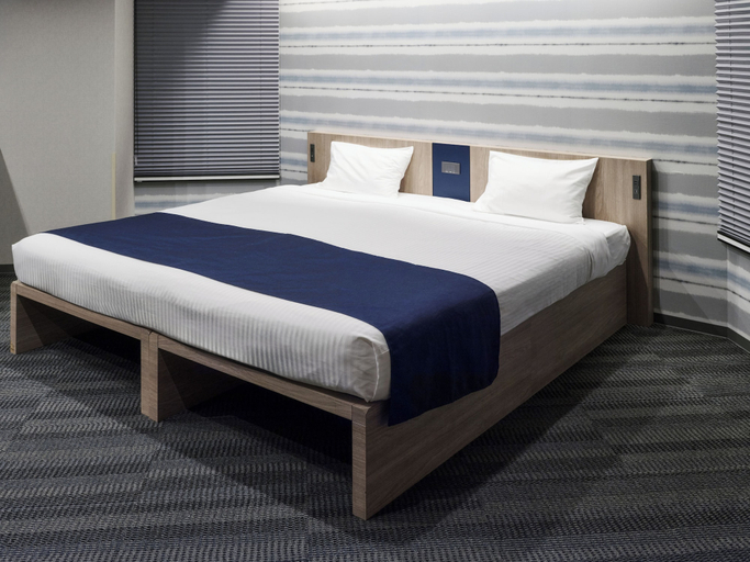 Bedroom 14