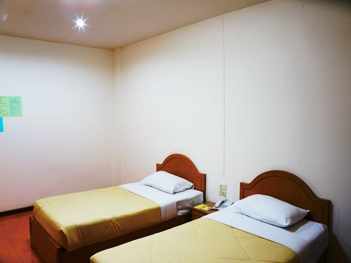 Bedroom 3, Tonkhoon Hotel, Muang Chaiyaphum