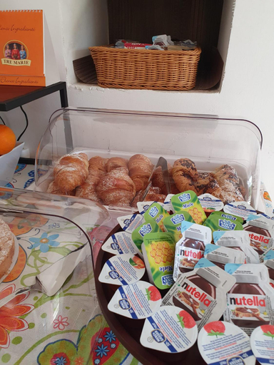 Food & Drinks 4, Affittacamere Nonna Ia, Salerno
