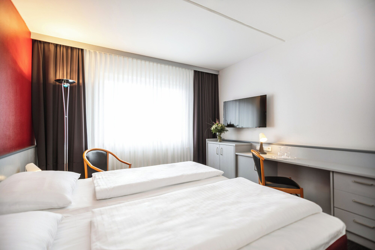Bedroom 4, Good Morning + Bad Oldesloe, Stormarn