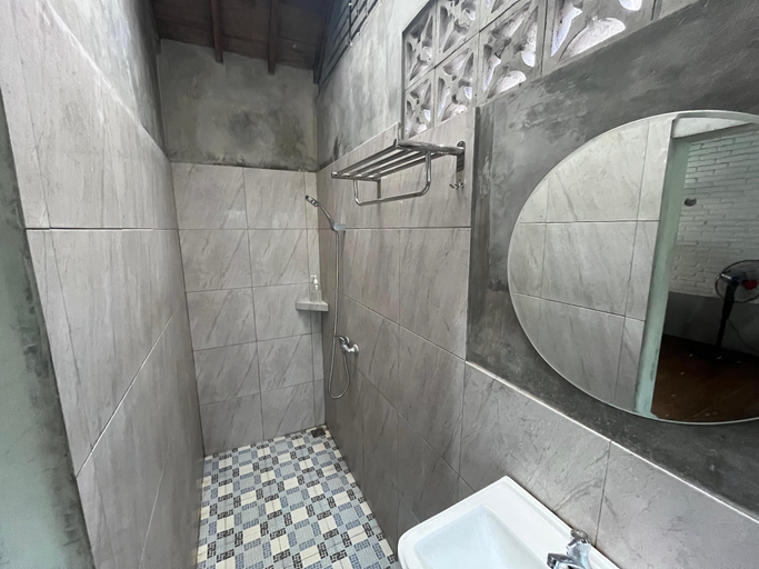 Bathroom 5