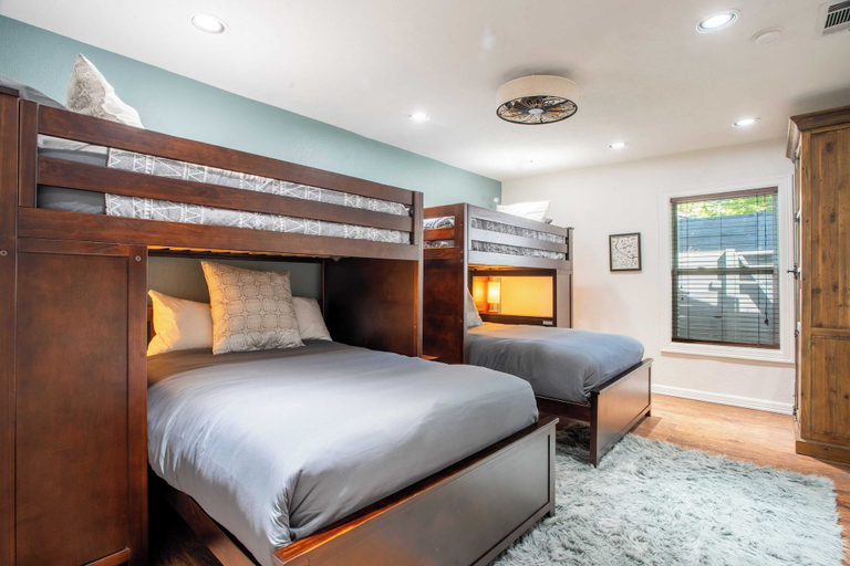 Bedroom 3, Red River by Avantstay Shared Pool + Hot Tub 20 Minutes to Downtown Austin, Travis