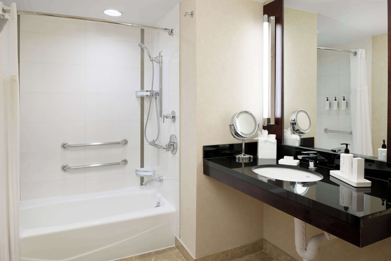 Bathroom 10