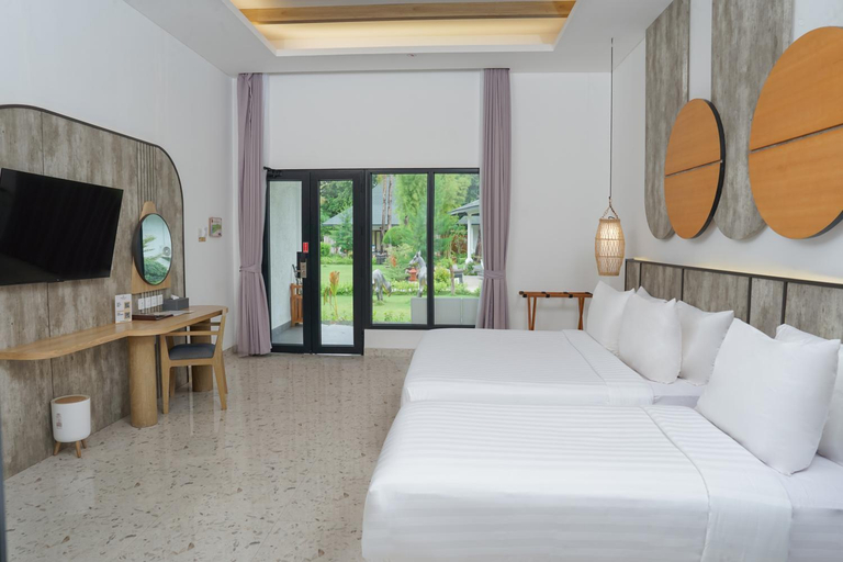 Bedroom 13