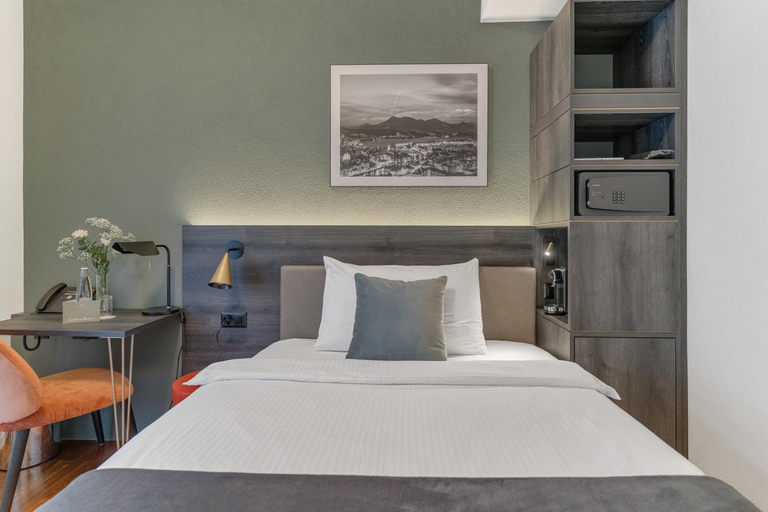 Bedroom 10