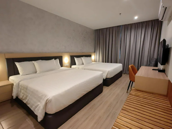Bedroom 3, Forum Hotel, Penang Island