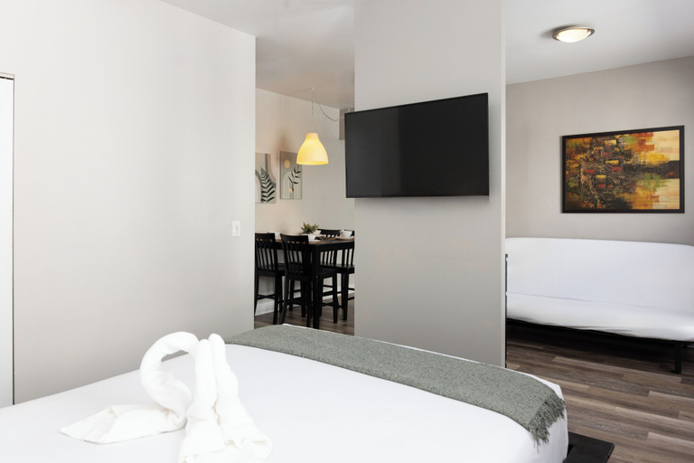 Bedroom 4, Ocean Reef Suites, South Beach, Miami-Dade