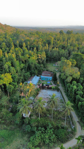 Others 3, Dharinidhama Homestay, Kodagu