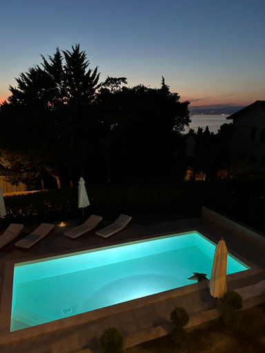 Sport & Beauty 2, Villa Antunovic, Malinska-Dubašnica