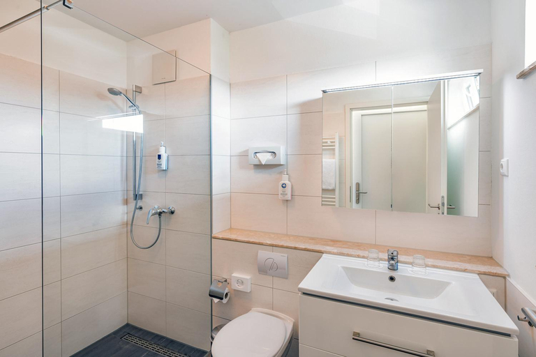 Bathroom 4, SEETELHOTEL Nautic Usedom Hotel & Spa, Vorpommern-Greifswald