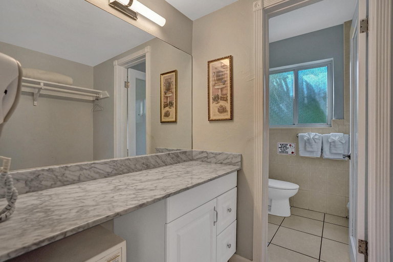 Bathroom 4, The Grand Resort and Spa, Broward