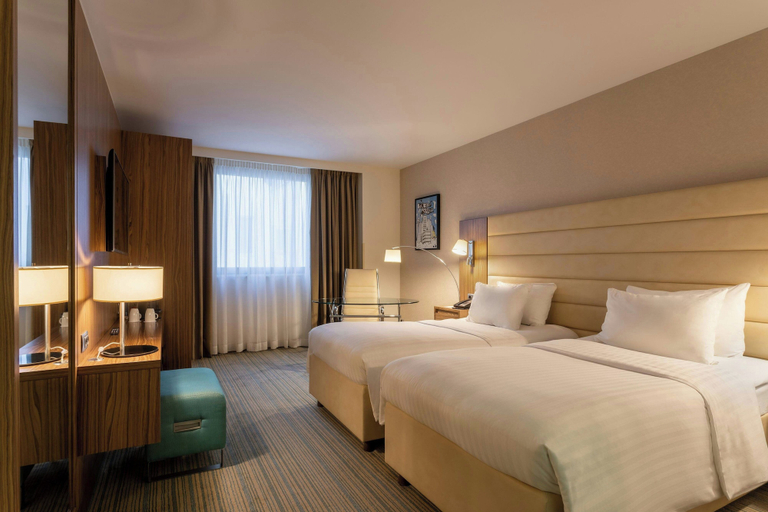 Bedroom 2, Courtyard Marriott Belgrade City Center, Belgrade