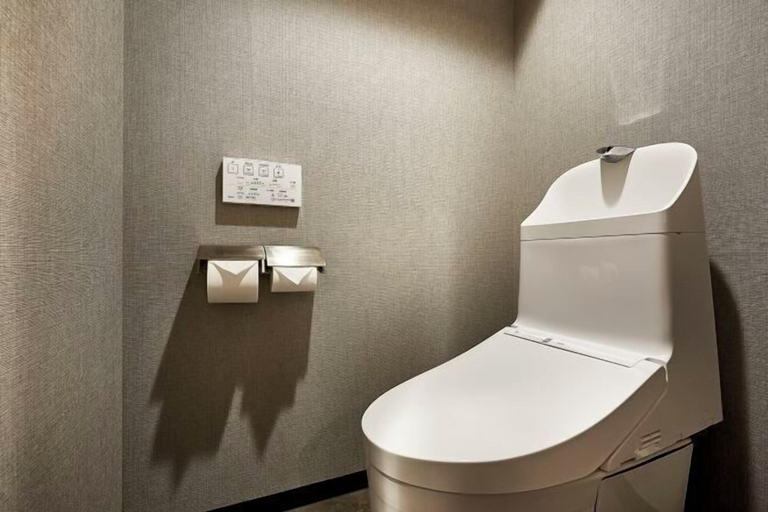 Bathroom 13