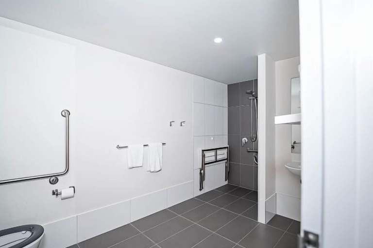 Bathroom 15