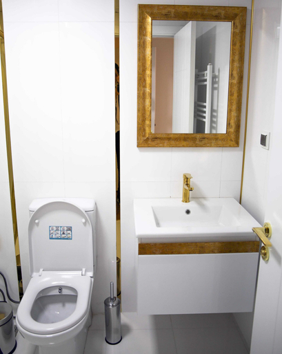 Bathroom 5, Rosa Therapy Hotel, Merkez