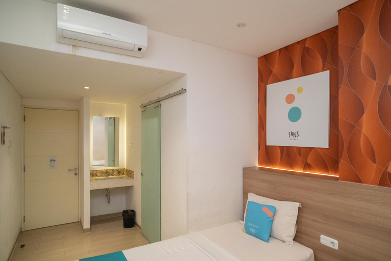 Bedroom 13