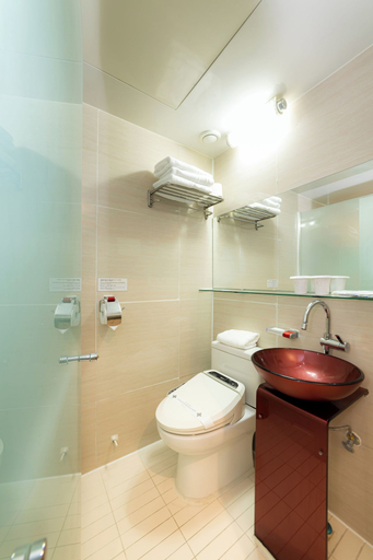 Bathroom 4