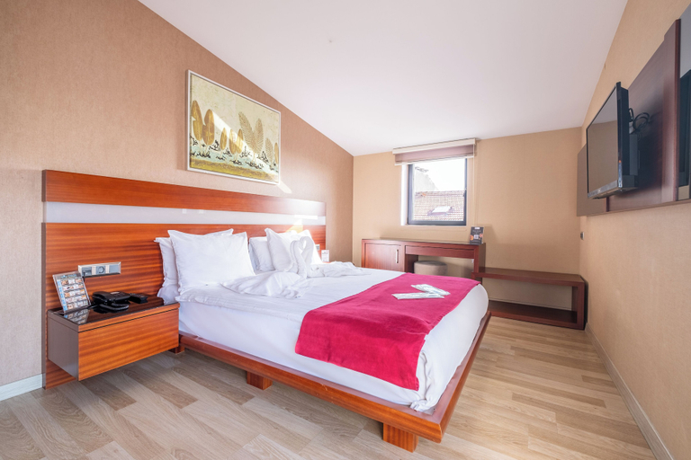 Bedroom 4, Park By Clover, Şişli