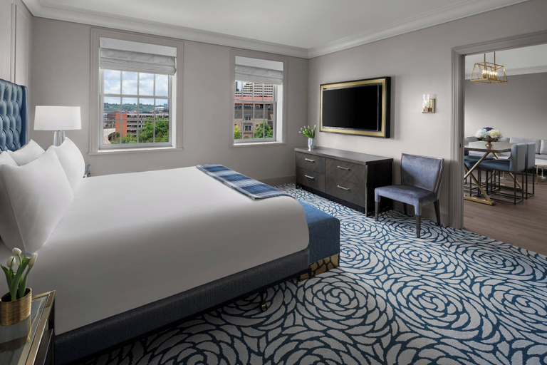 Bedroom 2, The Lytle Park Hotel, Autograph Collection, Hamilton