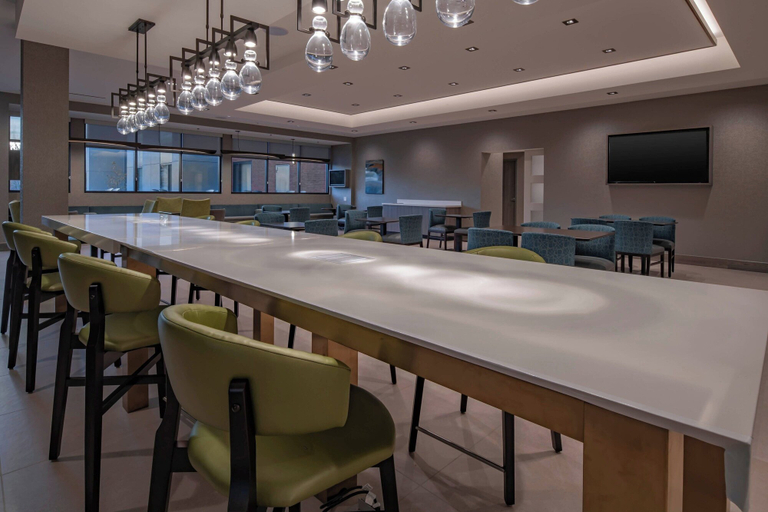 Food & Drinks 5, TownePlace Suites by Marriott Wrentham Plainville, Norfolk