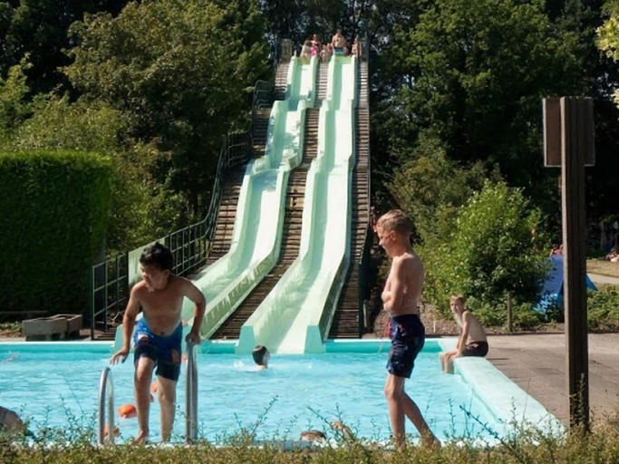 Sport & Beauty 2, Holiday Home in Zelhem with Hottub Forest, Zelhem