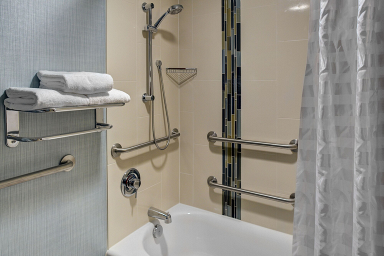 Bathroom 4, Candlewood Suites BIRMINGHAM - INVERNESS, Shelby