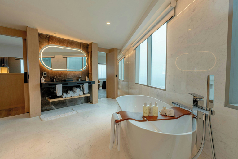 Bathroom 4