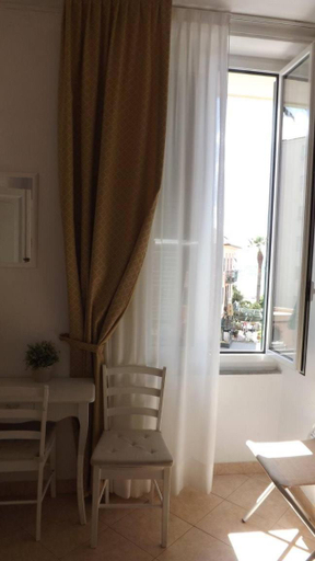 Others 5, Hotel Azzurro, Savona