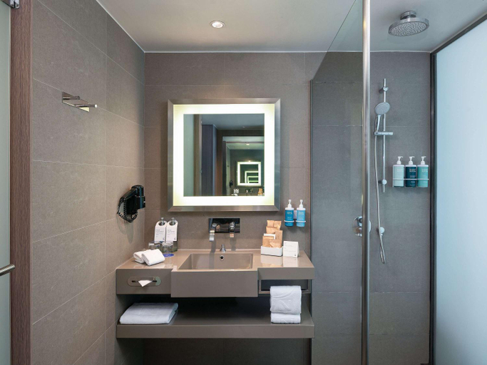 Bathroom 6