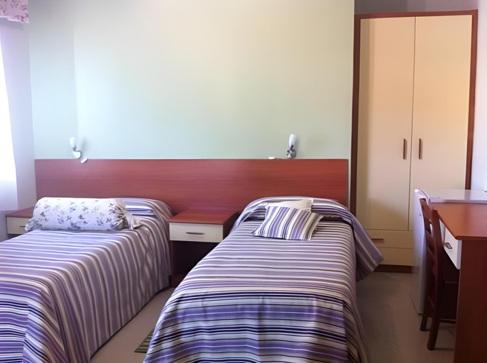 Bedroom 9