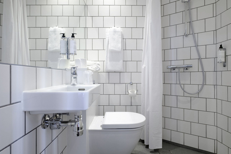 Bathroom 4, Four Points Flex by Sheraton Copenhagen City, Copenhagen