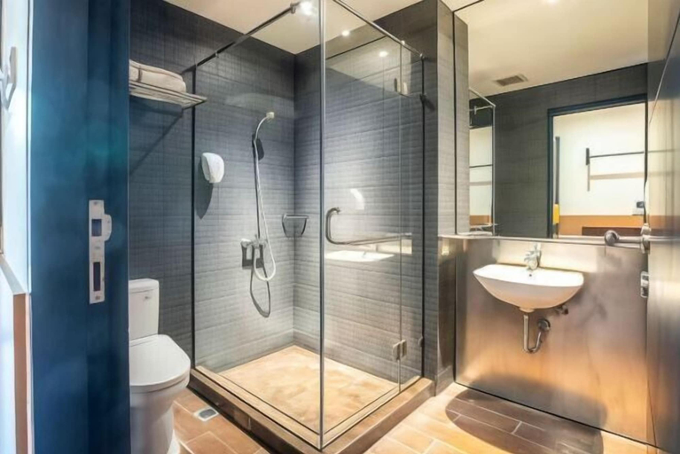 Bathroom 6