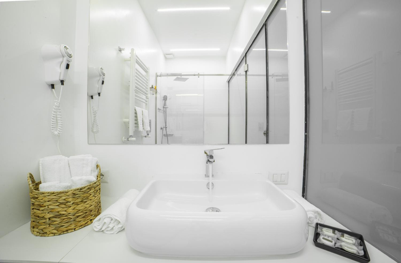 Bathroom 4, Chiaia 197 Deluxe Residence, Napoli