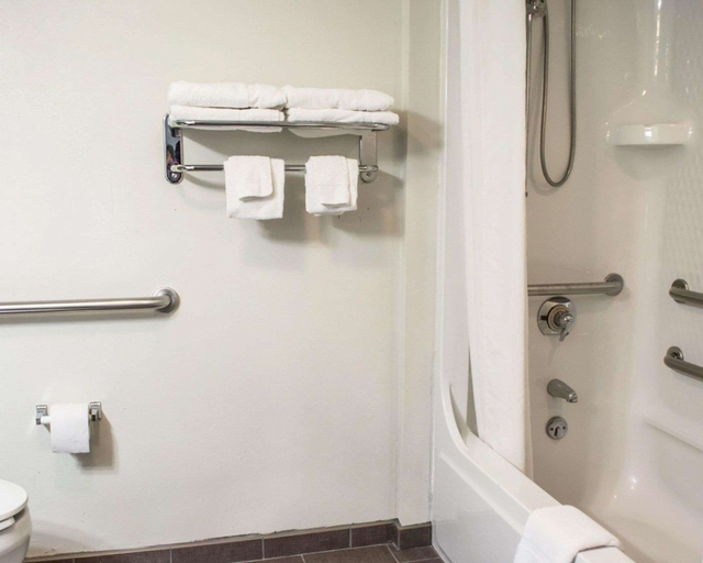 Bathroom 4, Sleep Inn Historic, York