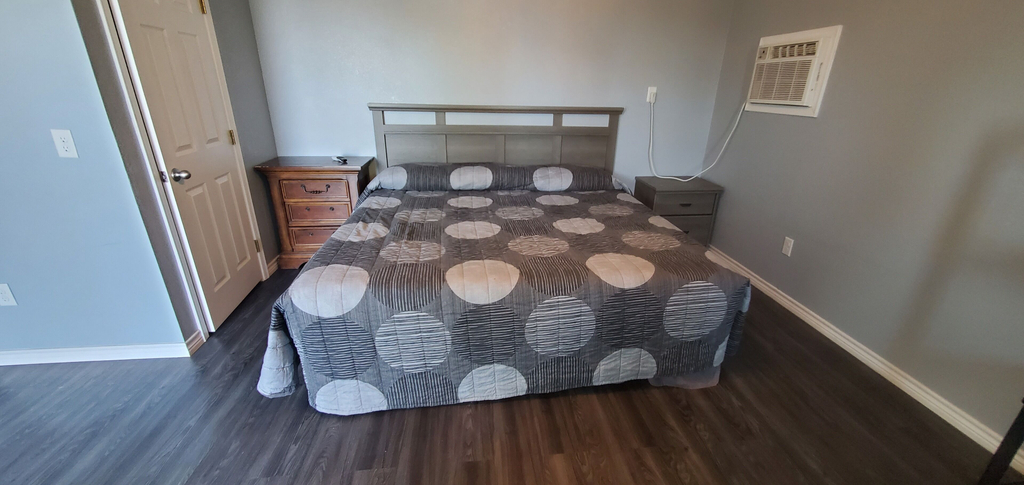 5, Town & Country Motel, Pecos