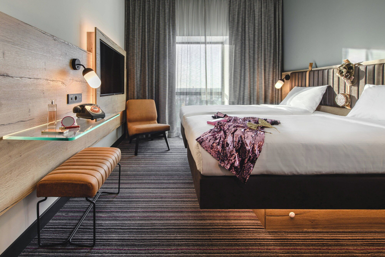 Bedroom 3, Moxy Poznan Airport, Poznań City