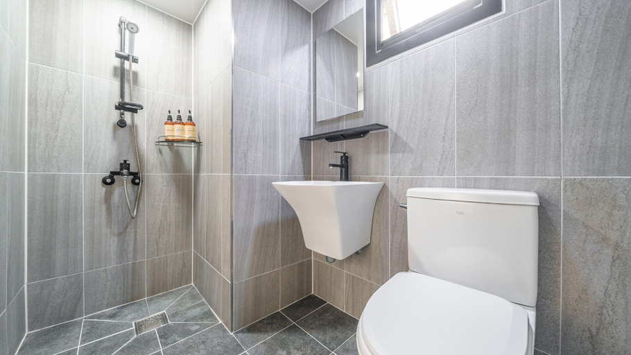 Bathroom 4, Yeosu Dasi bom Pension, Yeosu