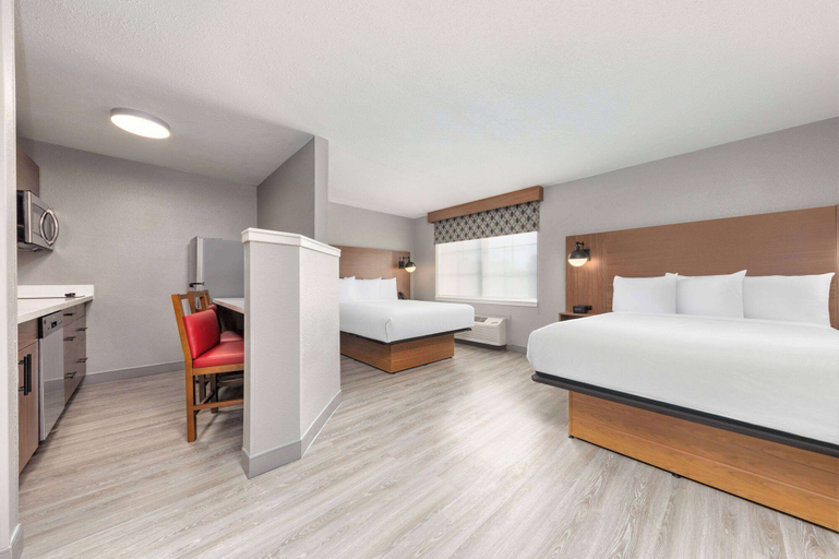 Bedroom 3, Hawthorn Extended Stay by Wyndham Bedford / Dallas, Tarrant