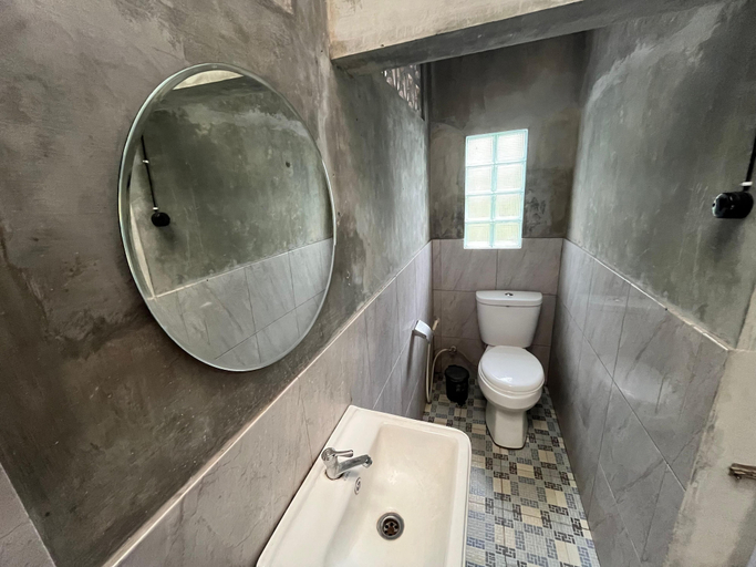 Bathroom 3